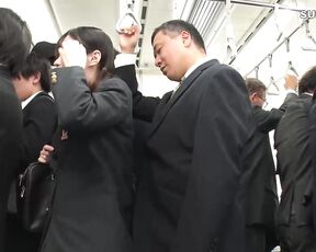 [Reducing Mosaic]DRPT-063 Yui Tenma A No-panties Slutty Schoolgirl Who Loves Tired Middle-aged Office Workers