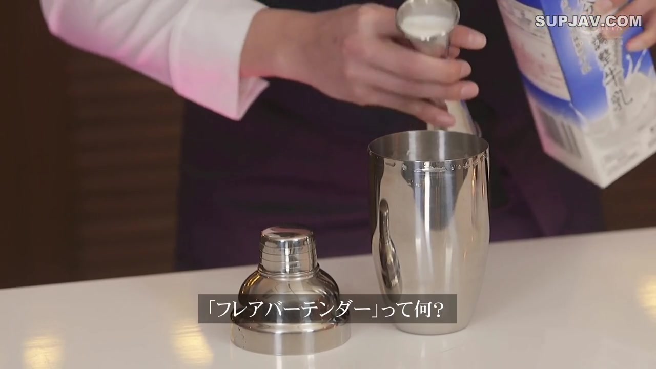 [Reducing Mosaic]HND-986 A Real Vaginal Cum Shot Debut Following A Classmate Who Became A Female Bartender AV Actress With A Strong Rookie Sexual Desire Remi Matsushima