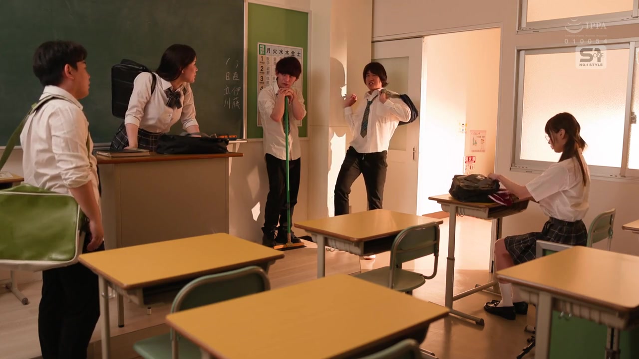 SONE-908 “Please Use My Pussy Anytime.” A Schoolgirl Who Doesn’t Want To Be Left Out Uses Her Body To Flatter Her Classmates. Nanami Kodama