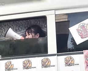 [Reducing Mosaic]SGKI-071 Popular AV Actresses Take On The Challenge Sell Hot Dogs While Squirting In The Ikasare Stall Aizuki Himari Kosaka Himari