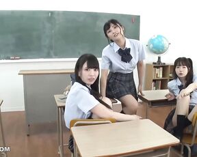 [Reducing Mosaic]MKMP-429 Dream After School Harem Classroom Where I At The Bottom Of The School Clique Is Used For Sexual Desire Processing Of A Group Of Three Beautiful Girls In The Class
