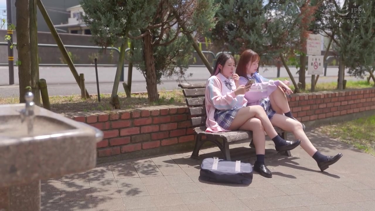 REAL-957 “If We’re Together We’re Invincible ” These Two Delinquent Girls Mistakenly Believe This But The Devilish Security Guard Beats Them Up Physically And Mentally. Hikaru Minazuki And Yui T