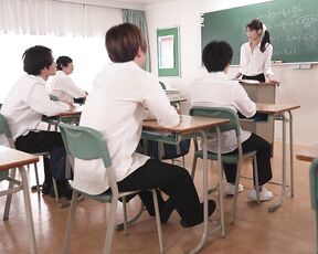 SONE-955 The Female Homeroom Teacher Fresh Out Of College Is Easygoing And Ready To Go So She Gets Ravaged By Her Students. Haru Kuragi