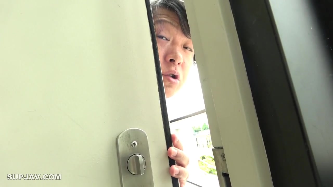 [Reducing Mosaic]MADV-567 The Top Student In School A Girl Who Looks Good In Glasses Approached Me In A Swimsuit That Violates School Rules… I Ended Up Having Creampie Sex With Sumire Over And O