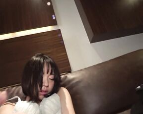 KNMB-115 A Hairless Flat-chested Runaway Girl Ito Akana Found In A Parking Lot