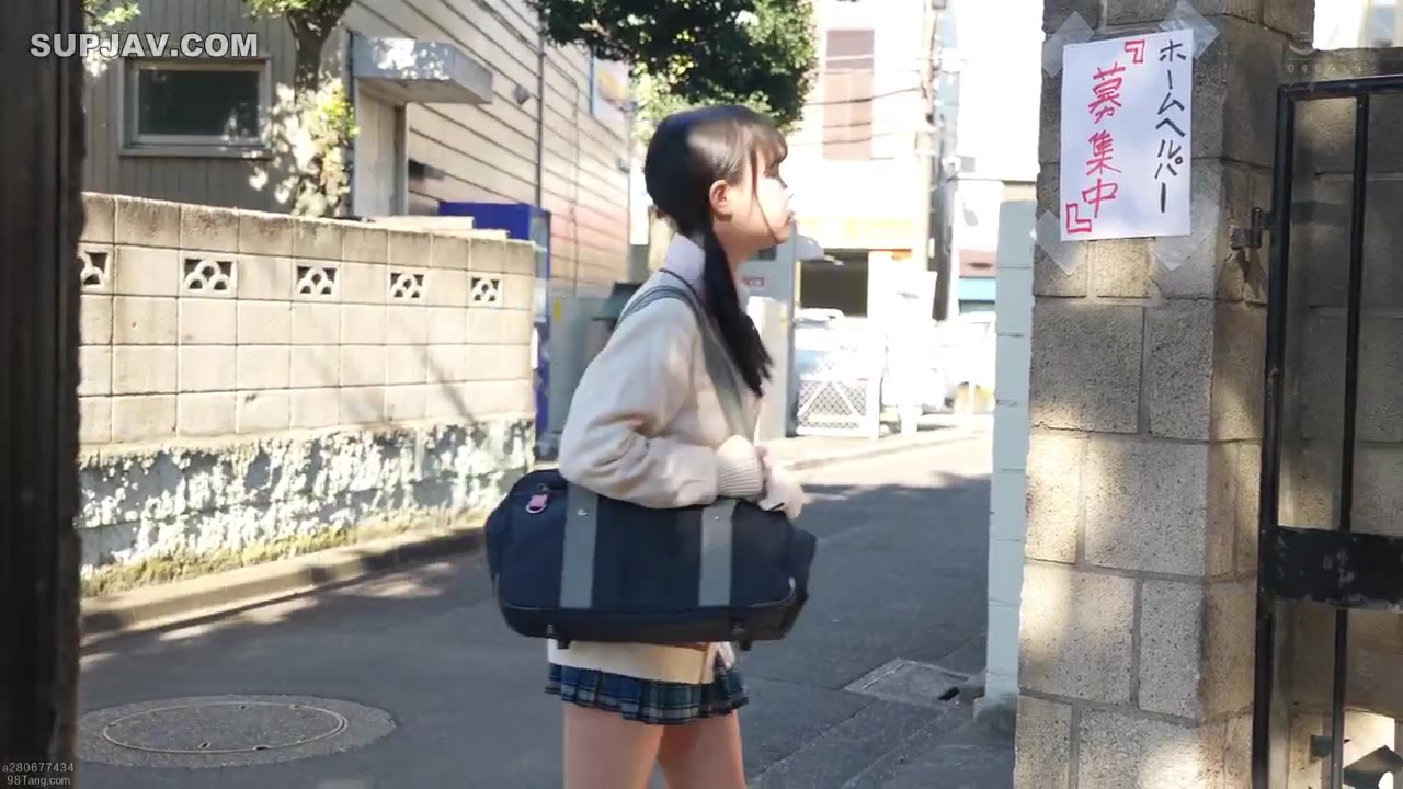 [Reducing Mosaic]URKK-057 I’m Squid With A Nipple By A Perverted Landlord Next Door And I’m Red Every Day ● Lara Kudo