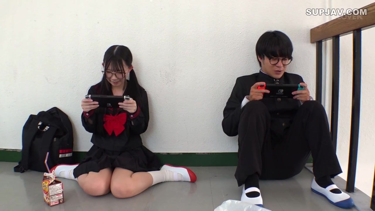 [Reducing Mosaic]STCVS-040 [Sex With A Geek Girl Is Actually The Most Exciting] ① An Otaku Girl From Class Invites Me To Lose My Virginity ② In The Gym Storage Room During Recess On The Landing 