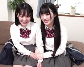 MUKD-565 I Just Want To Be Sandwiched Between Two Beautiful Girls Who Are Good Friends. An Old Man Is Caught Between The Two Lesbians. Friends’ First Lesbian Threesome. MUKD-565