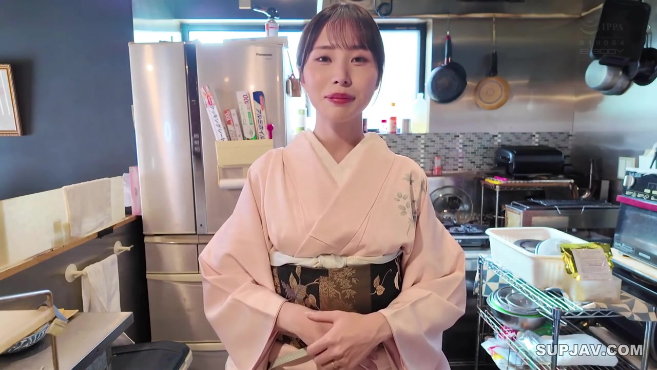 [Reducing Mosaic]EYAN-208 Beautiful Japanese Restaurant Hostess Akiho Sano 28 Makes Her AV Debut With Her Pure White G-cup Breasts Hidden By Her Kimono A Secret That She Never Shows To Her Custo