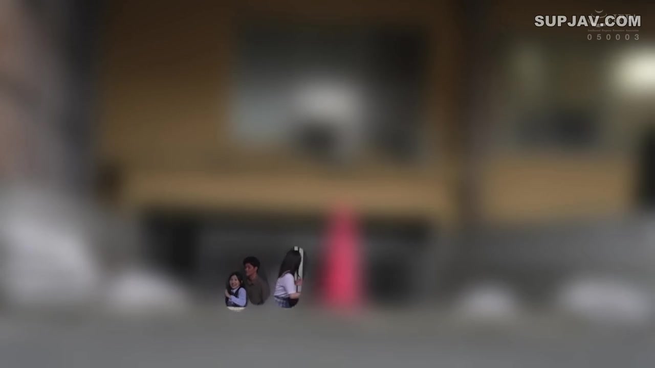 [Reducing Mosaic]SCOP-897 Silly High School Girl Who Came To An Abandoned Building To Test Her Courage Is Attacked By The Homeless Who Live There Having Not Touched A Woman’s Body For A Long Tim