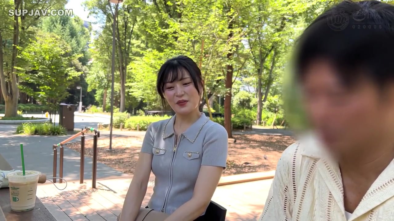 [Reducing Mosaic]MFCW-066 A Horny Housewife Who Isn’t Satisfied With Her Husband To Check Their Compatibility This Young Wife Shows Off Her Perverted Side By Suddenly Starting A Blowjob Then End