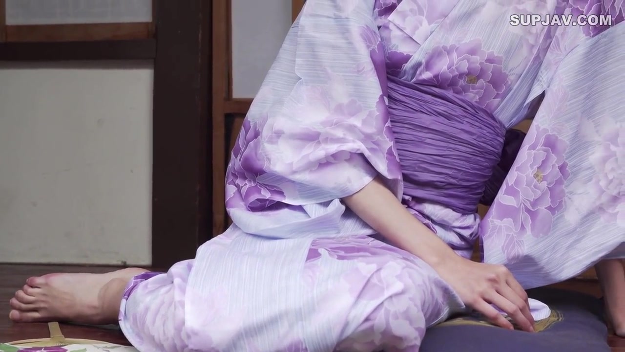 [Reducing Mosaic]ADN-754 Hoshimiya Ichika A Boy Who Fell In Love With A Famous Writer’s Mistress