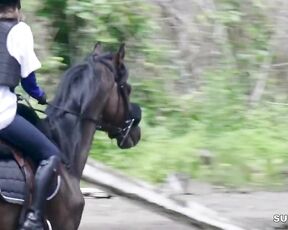 [Reducing Mosaic]HMN-283 Uma Nori Girl Cums Selling Personal Items For 0 Yen Production Cost Assaulting Stores Holding Events Etc… Use Your Own Money To Win Horse Races And Make AV Even If You C