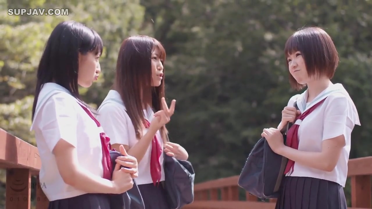 [Reducing Mosaic]T28-582 Dripping Wet Schoolgirls Are Taking Shelter From The Rain And Receiving Sexual Harassment 06