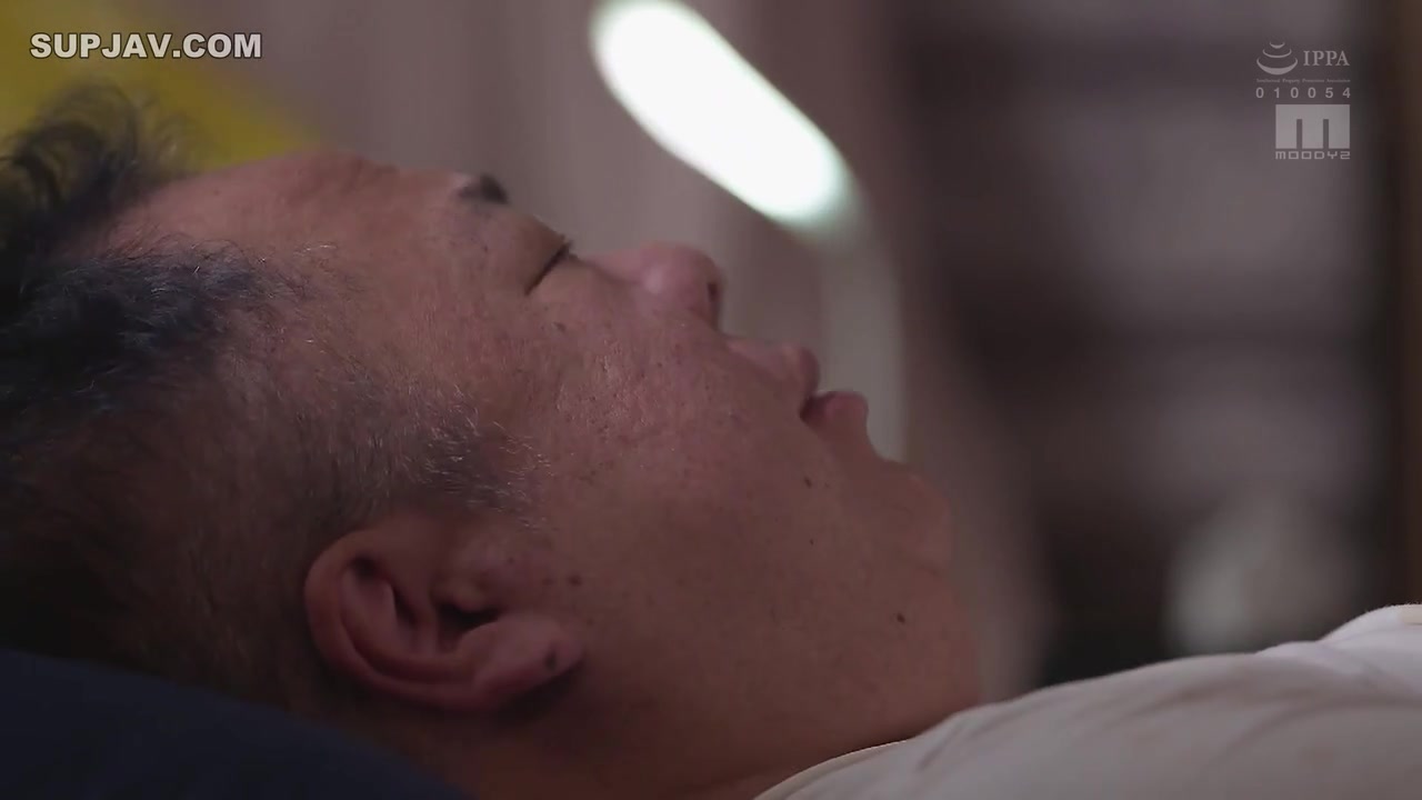 [Reducing Mosaic]MIDA-225 A Reclusive Timid Man Living In A Trashed Room Falls In Love With A Female College Student Who Volunteers To Help Him Become Independent... Confession Rejection Attack 