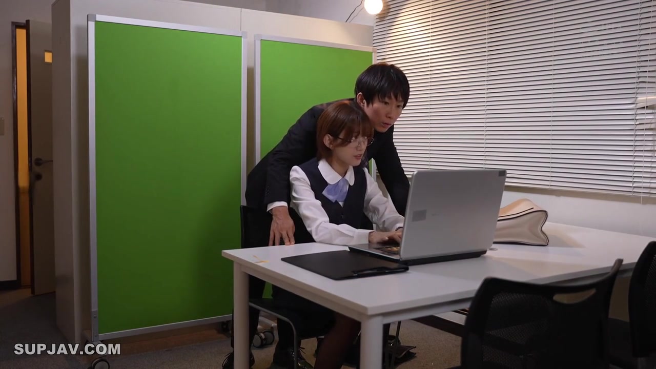 [Reducing Mosaic]ADN-689 I Took Advantage Of The Convenience Of Having Sex With The Plain Married Office Worker At My Workplace Who Fell For My Dick. Airi Kijima