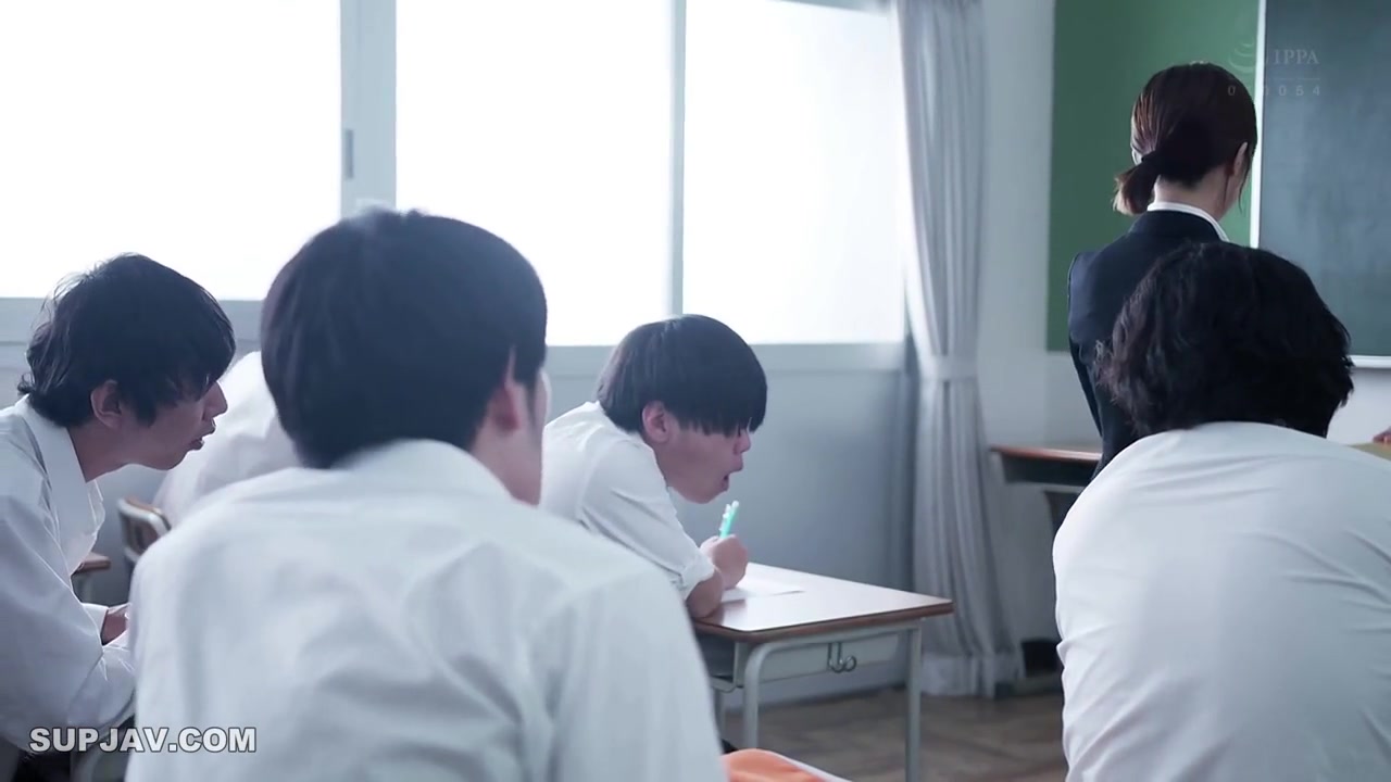 [Reducing Mosaic]JUR-600 Naked Musical Chairs Game Humiliating Creampie Gangbang. Minami Kojima