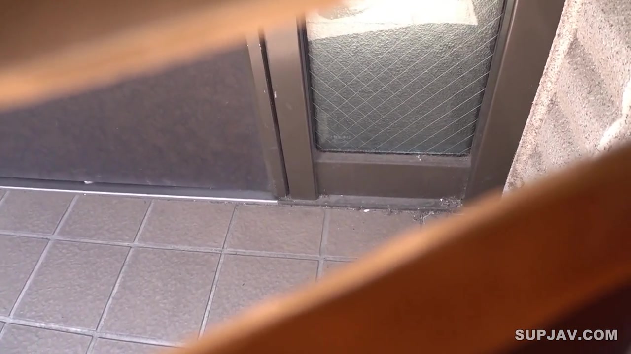 [Reducing Mosaic]REAL-969 Hide And Seek To Avoid Being Red. While My Father And Stepmother Were Out Some Strange Men Came Over. I Was Scared So I Ran Away. I Even Hid In The Closet. But I Got Ca