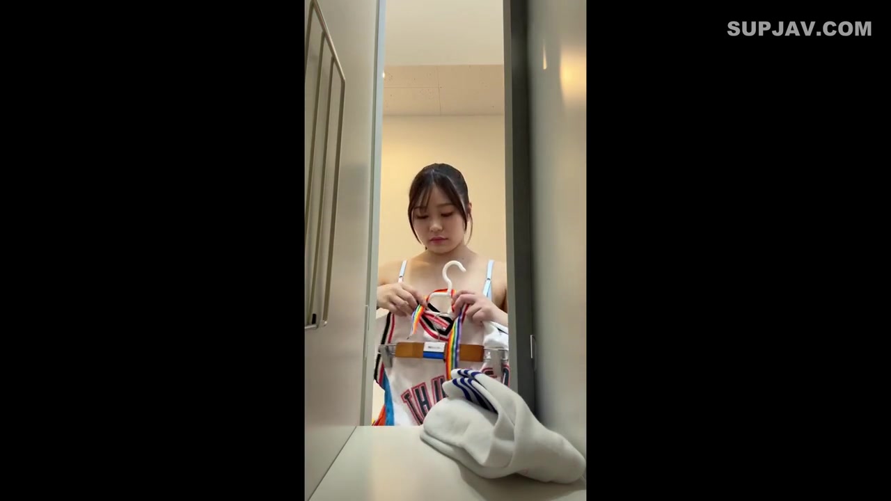 [Reducing Mosaic]413INSTV-694 A Video Of A Cheerleader With Flexible Legs Doing An I-Shaped Split And Having Sex With Her Boyfriend Who Is A Professional Basketball Player Has Been Leaked.