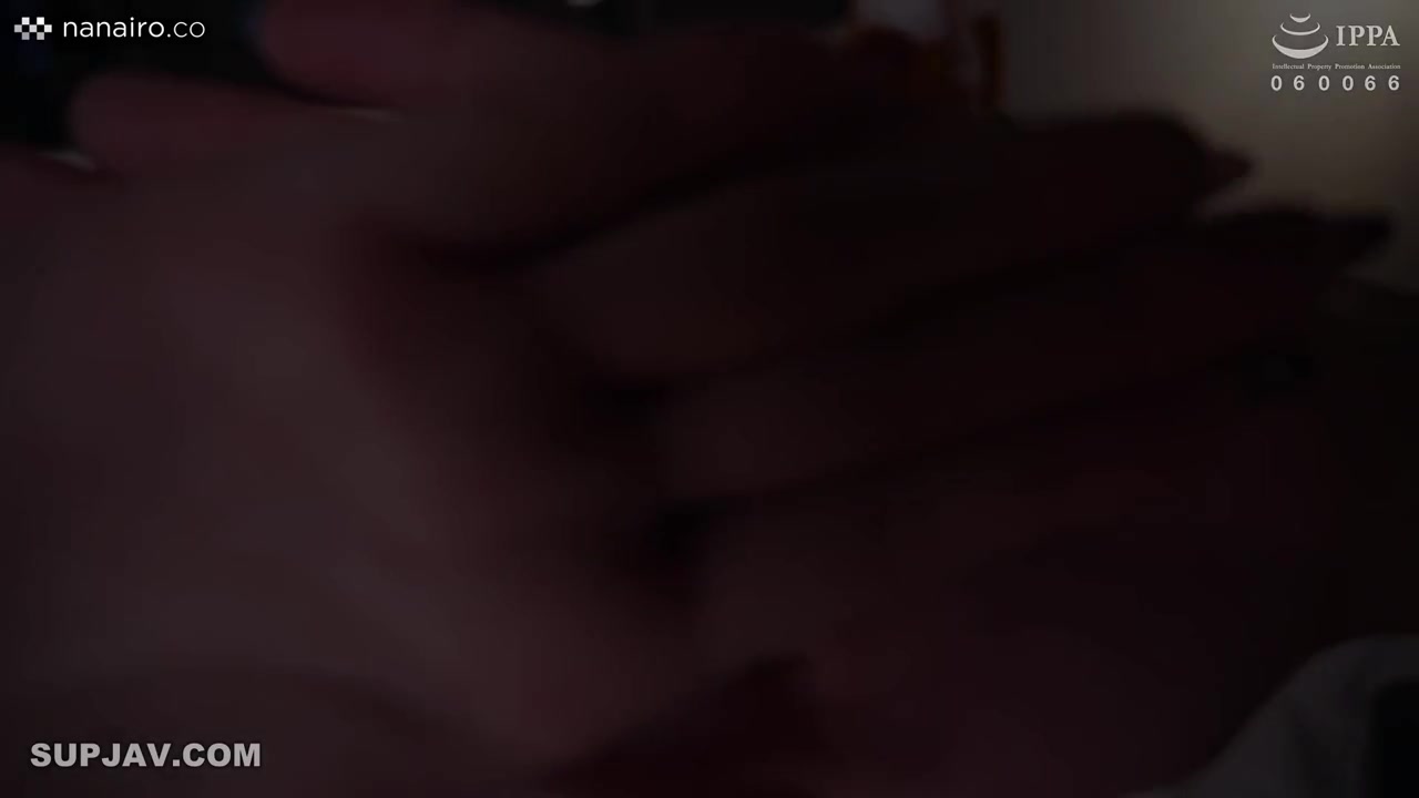 [Reducing Mosaic]SQTE-512 Love Triangle Where Both Are Girlfriends 6 Shots In 2 Days And 1 Night Until My Boyfriend s Spirit Runs Out. Aoi Kururugi Mitsuki Nagisa