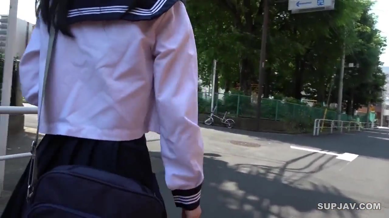 [Reducing Mosaic]PKPL-035 18 Years Old 152cm Minimum Masochist Girl Hinano Iori